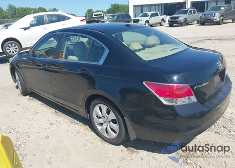 2010 Honda Accord 2.4 Ex-L z USA, uszkodzony, nr VIN 1HGCP2F86AA164965